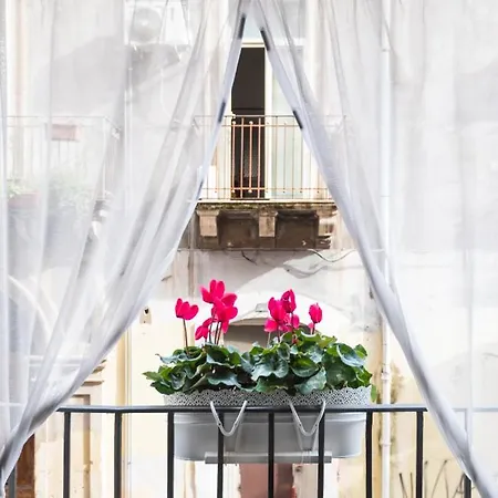 Apartamento Le Pennellate Short Lets *