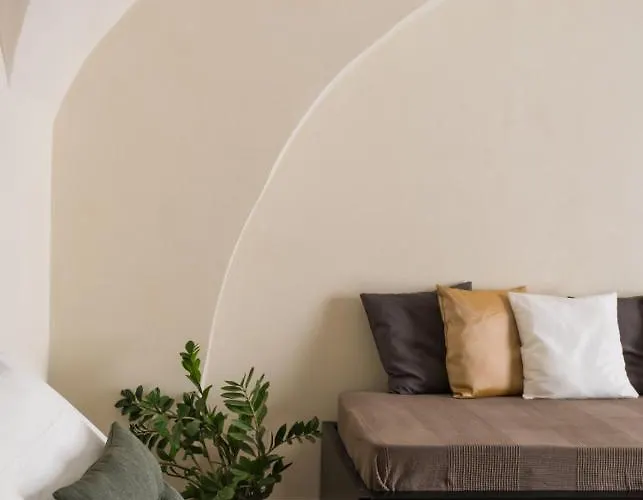 Le Pennellate Short Lets *